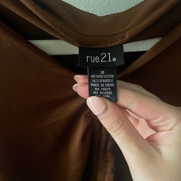 Rue21 Adjustable Long Sleeve Top - Picture 4 of 4